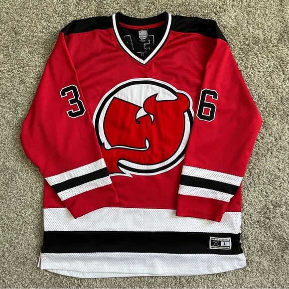 🔴Wu-Wear Hockey Jersey Size Large Wu-Tang Rare Red Raekwon Rza WuTang - Picture 1 of 15